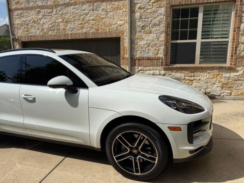 Used 2021 Porsche Macan S AWD/4WD image 4