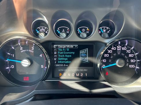 Used 2014 Ford F350 Lariat w/ Lariat Ultimate Package AWD/4WD image 16