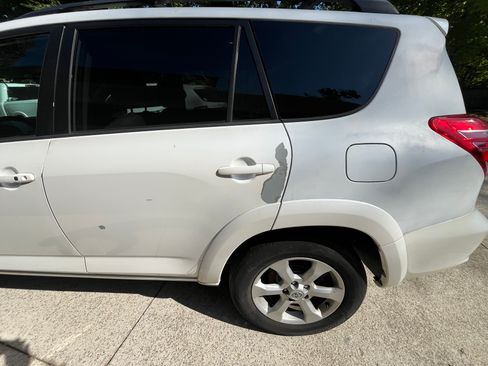 Used 2012 Toyota RAV4 Limited w/ Premium Plus Value Pkg AWD/4WD image 13