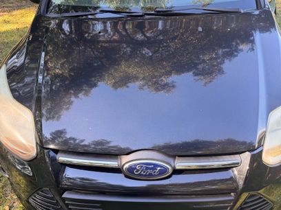 Used 2014 Ford Focus SE w/ Equipment Group 201A