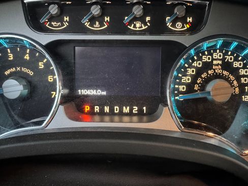 Used 2014 Ford F150 Platinum image 11