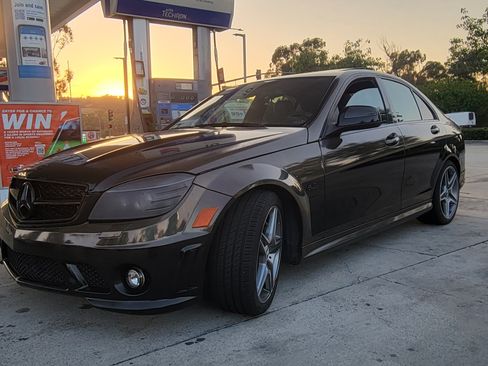 Used 2009 Mercedes-Benz C 63 AMG Sedan image 11