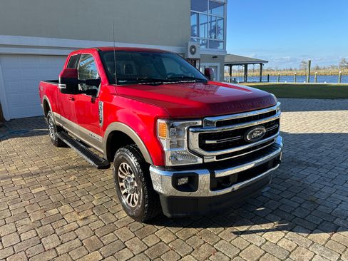Used 2022 Ford F350 Lariat w/ Lariat Value Package image 2