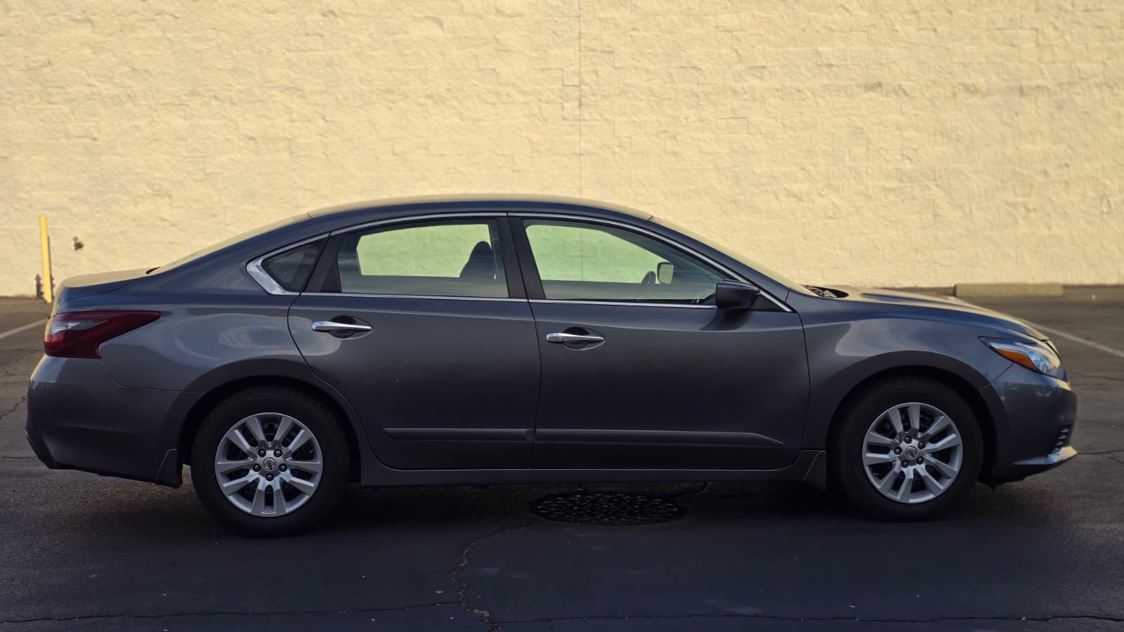 Used 2018 Nissan Altima 2.5 S w/ S Convenience Package FWD image 6