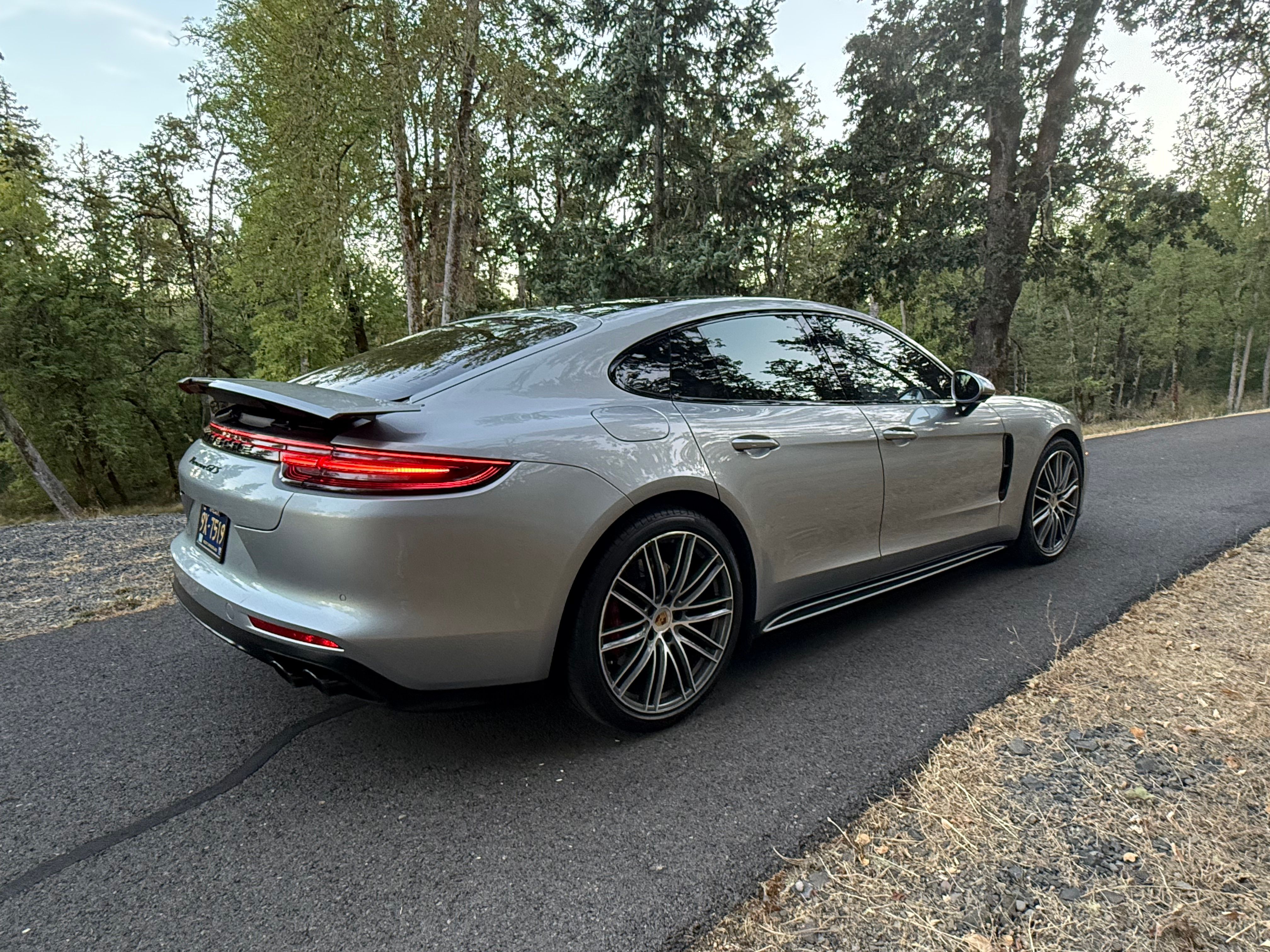 Used 2019 Porsche Panamera GTS AWD/4WD image 24
