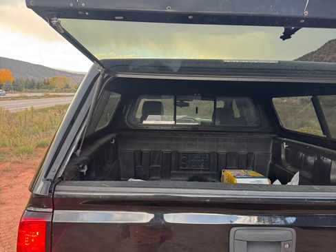 Used 2019 Chevrolet Silverado 1500 LT image 6