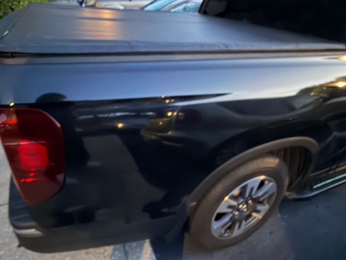 Used 2017 Honda Ridgeline RTL-T image 8