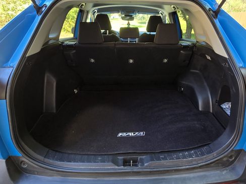 Used 2021 Toyota RAV4 LE w/ Protection Package (TMS) image 4