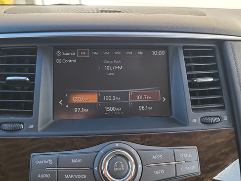 Used 2020 Nissan Armada SL w/ Premium Package image 22