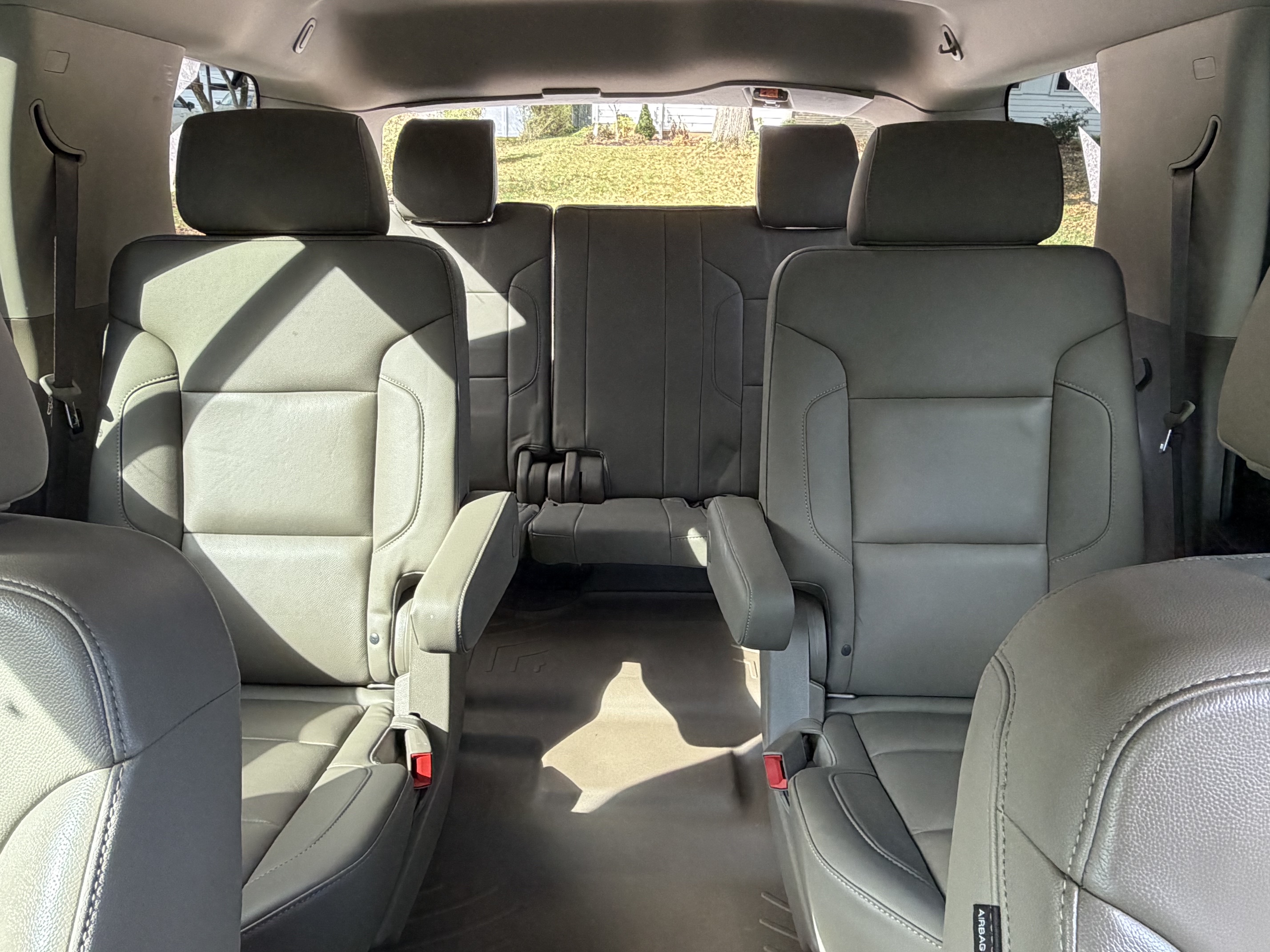 Used 2019 Chevrolet Tahoe LT AWD/4WD image 17