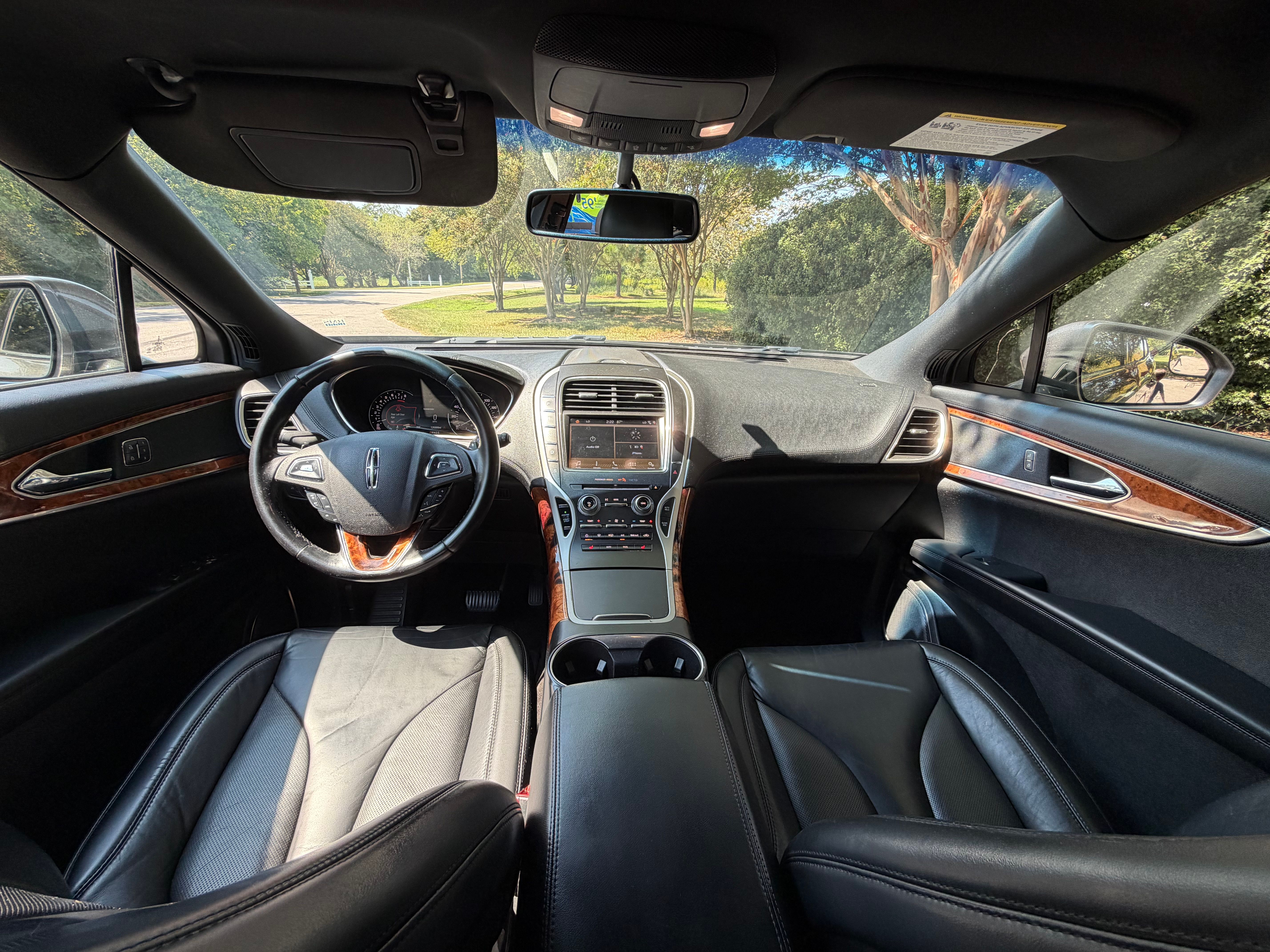 Used 2018 Lincoln MKX Select AWD/4WD image 8