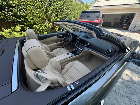 Used 2019 Mercedes-Benz SL 450 image 13