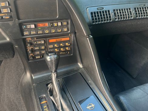 Used 1993 Chevrolet Corvette Coupe image 12