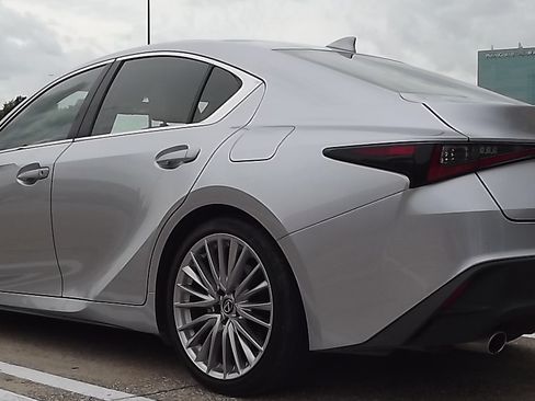 Used 2024 Lexus IS 300 w/ Premium Package RWD image 11
