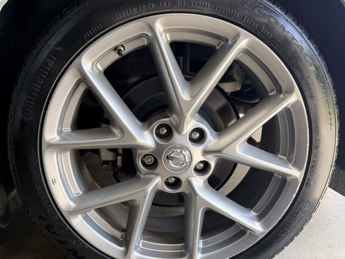 Used 2011 Nissan Maxima 3.5 SV w/ Sport Pkg FWD image 11