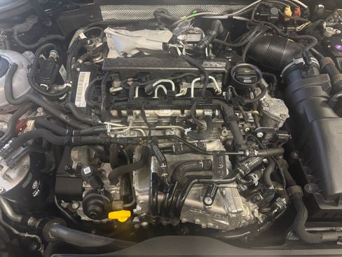 Used 2015 Volkswagen Golf TDI SE image 17