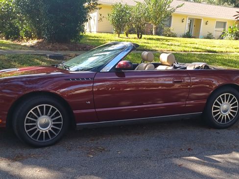 Used 2004 Ford Thunderbird RWD image 21