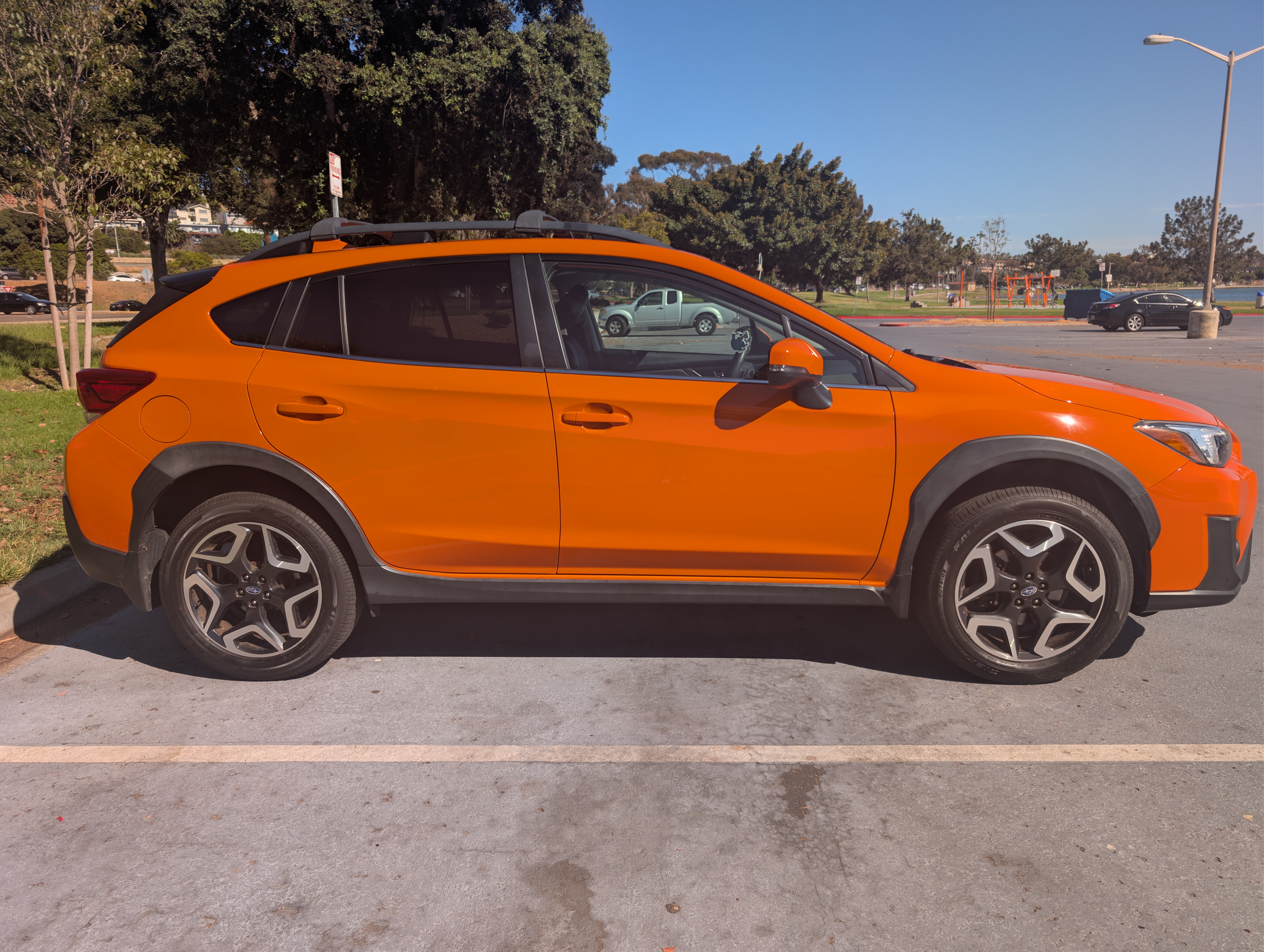 Used 2019 Subaru Crosstrek 2.0i Limited w/ Moonroof Package w/Navigation AWD/4WD image 8