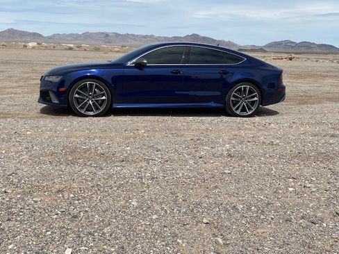 Used 2018 Audi RS 7 Performance w/ Driver Assistance Package AWD/4WD image 2