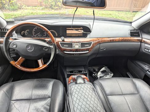 Used 2008 Mercedes-Benz S 550 4MATIC image 10