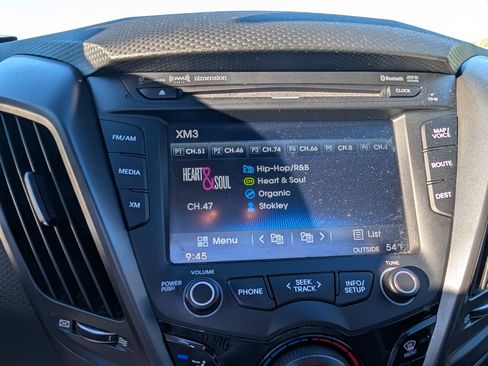 Used 2013 Hyundai Veloster Turbo w/ Ultimate Pkg image 15