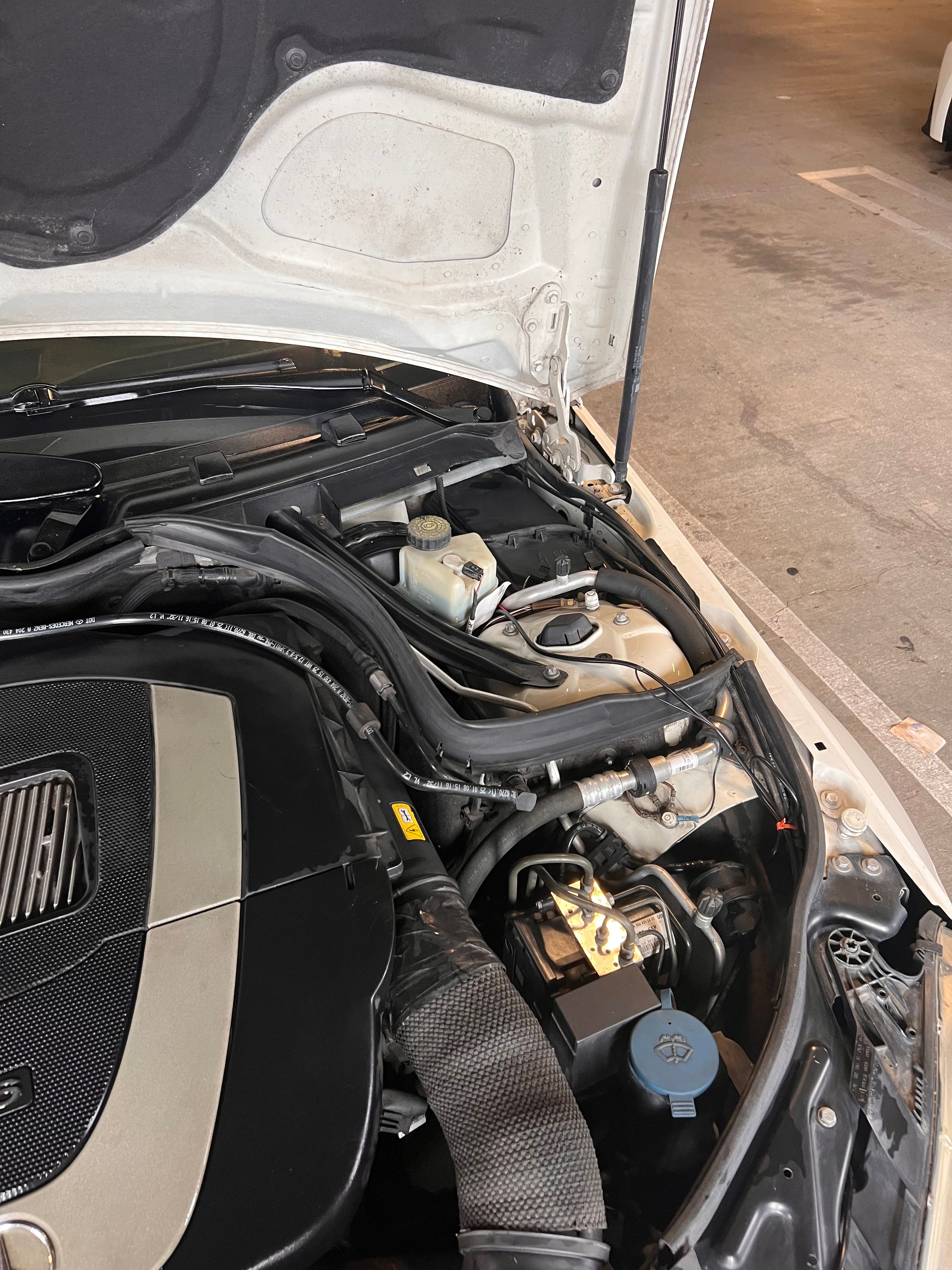 Used 2008 Mercedes-Benz C 350 Sport image 10