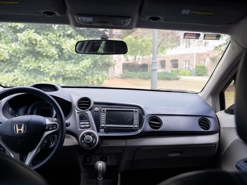 Used 2010 Honda Insight EX image 17