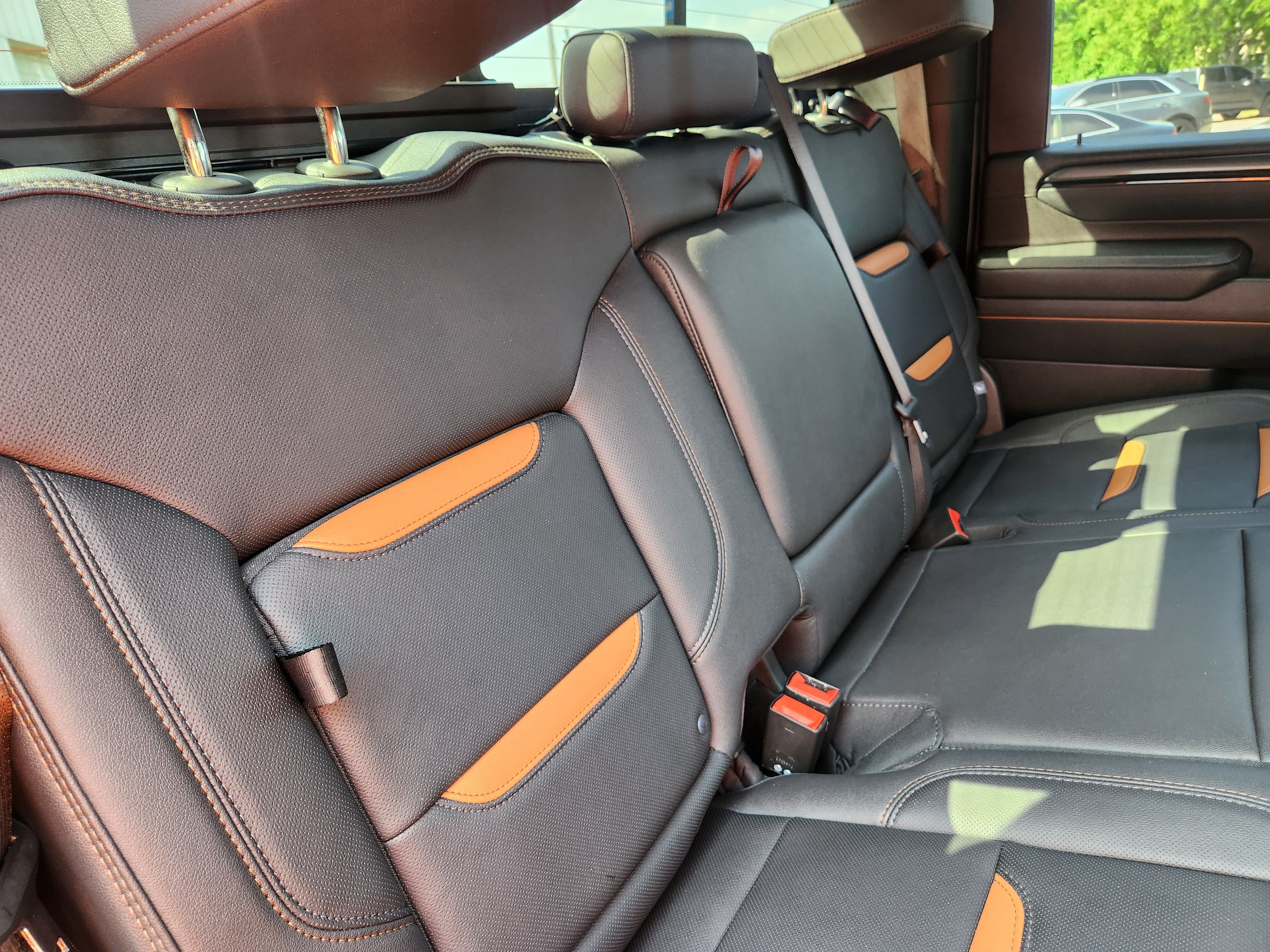 Used 2025 GMC Sierra 2500 AT4 AWD/4WD image 10