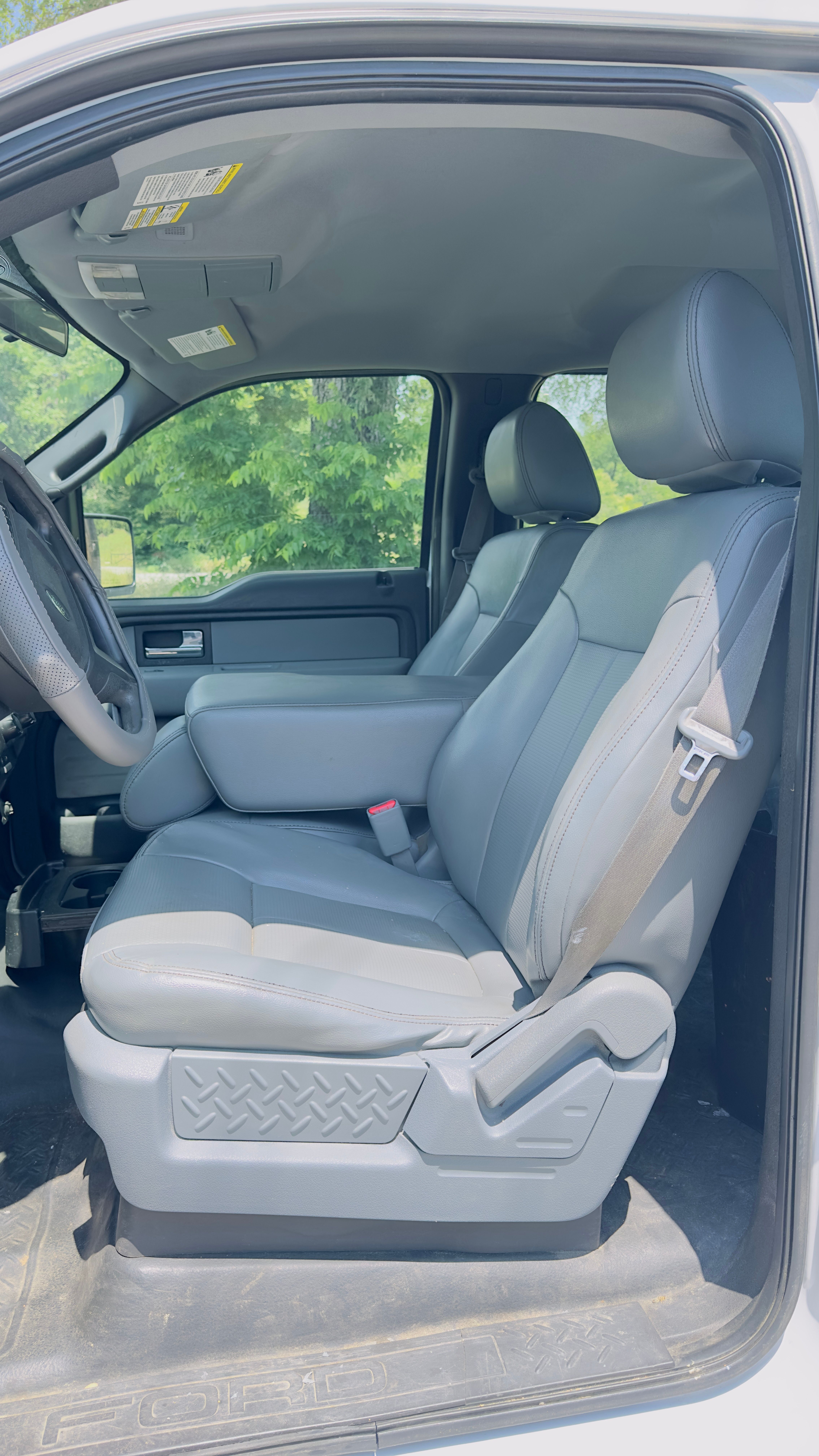 Used 2014 Ford F150 XL w/ Equipment Group 101A Mid RWD image 9