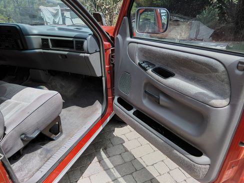 Used 1996 Dodge Ram 1500 Truck 2WD Regular Cab image 6