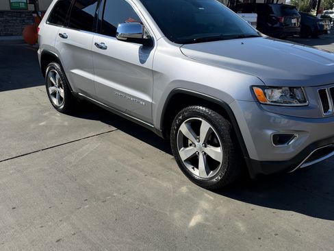 Used 2016 Jeep Grand Cherokee Limited RWD image 9