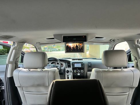 Used 2014 Toyota Sequoia Limited image 16