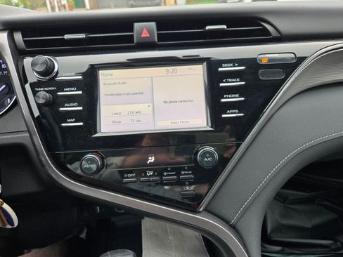 Used 2019 Toyota Camry SE image 23