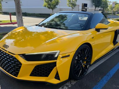 Used 2020 Audi R8 V10 w/ Carbon Exterior Package