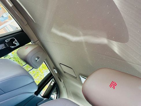 Used 2018 Rolls-Royce Phantom Sedan image 14