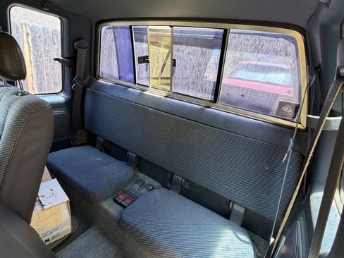 Used 1994 Toyota Pickup DX AWD/4WD image 9