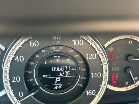 Used 2014 Honda Accord EX image 8