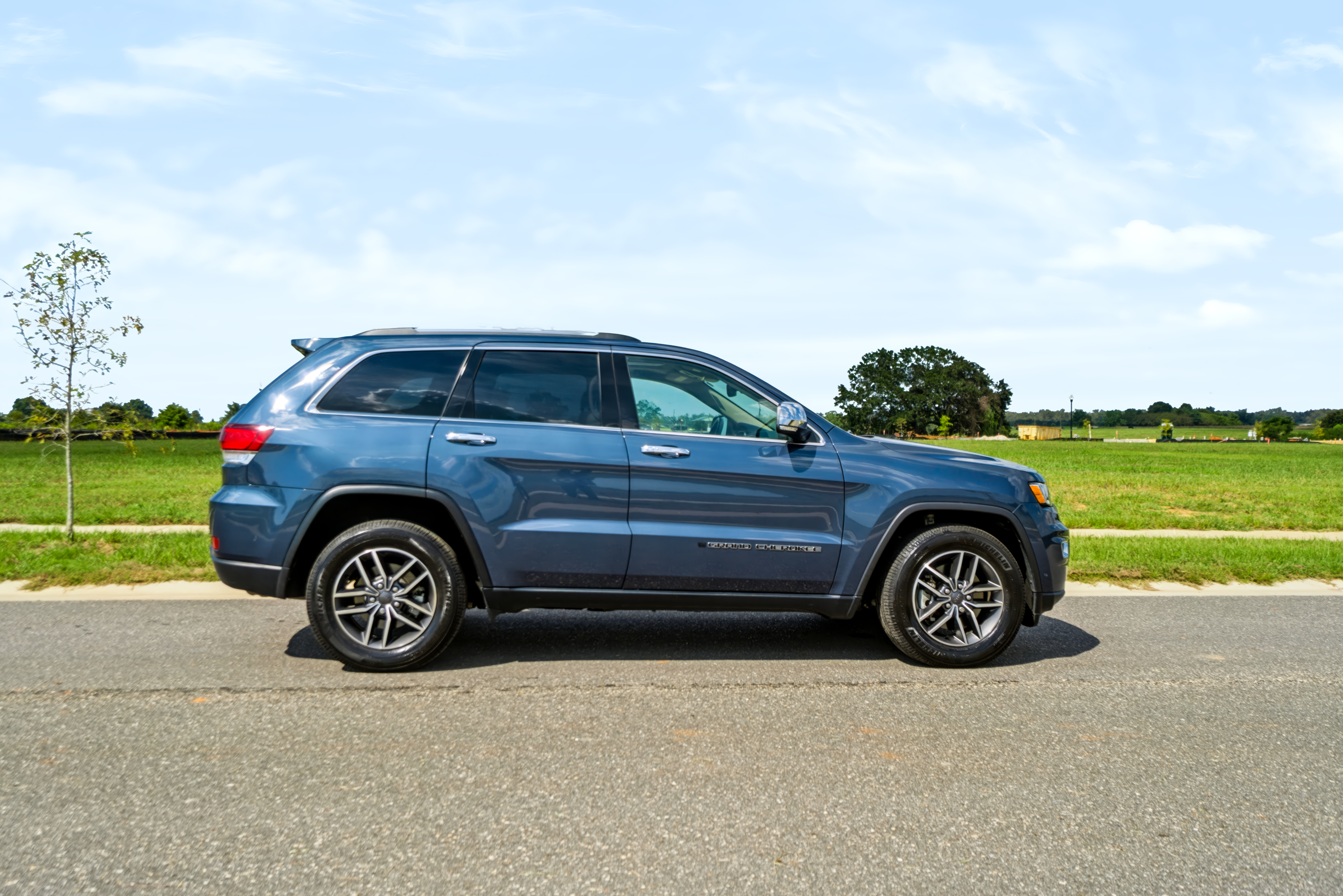Used 2021 Jeep Grand Cherokee Limited RWD image 10