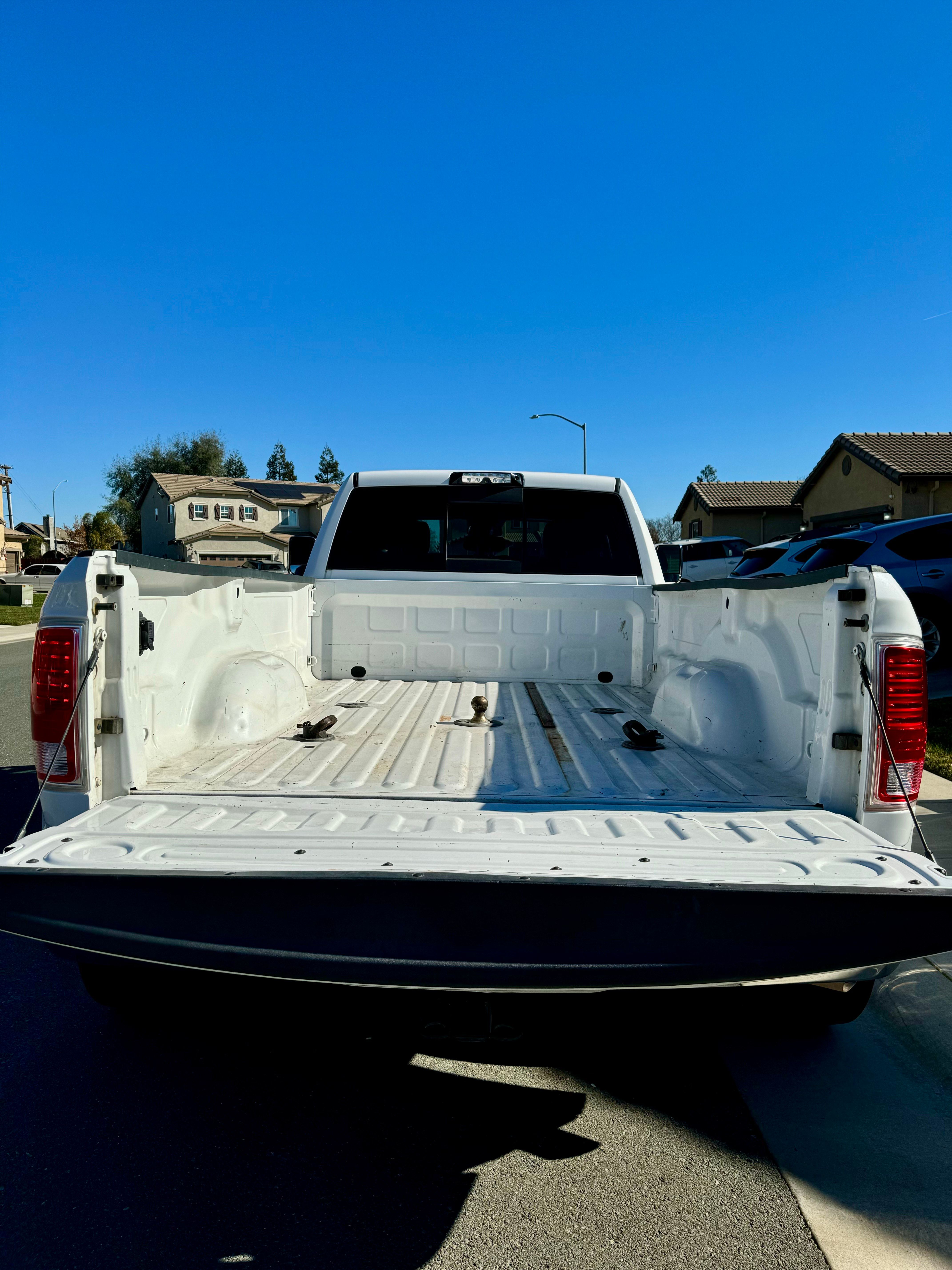 Used 2017 RAM 3500 Laramie AWD/4WD image 14