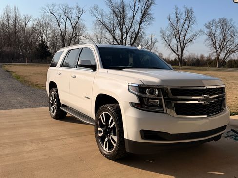 Used 2020 Chevrolet Tahoe LT image 2