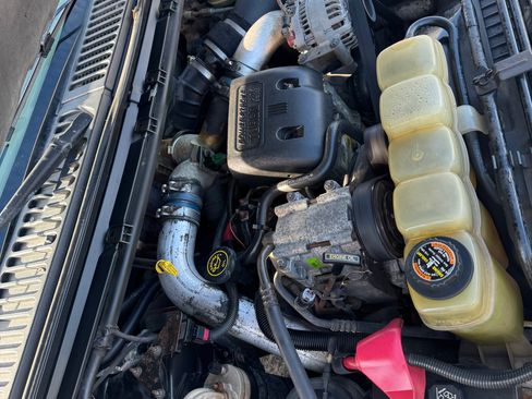 Used 1999 Ford F350 Long Bed image 9