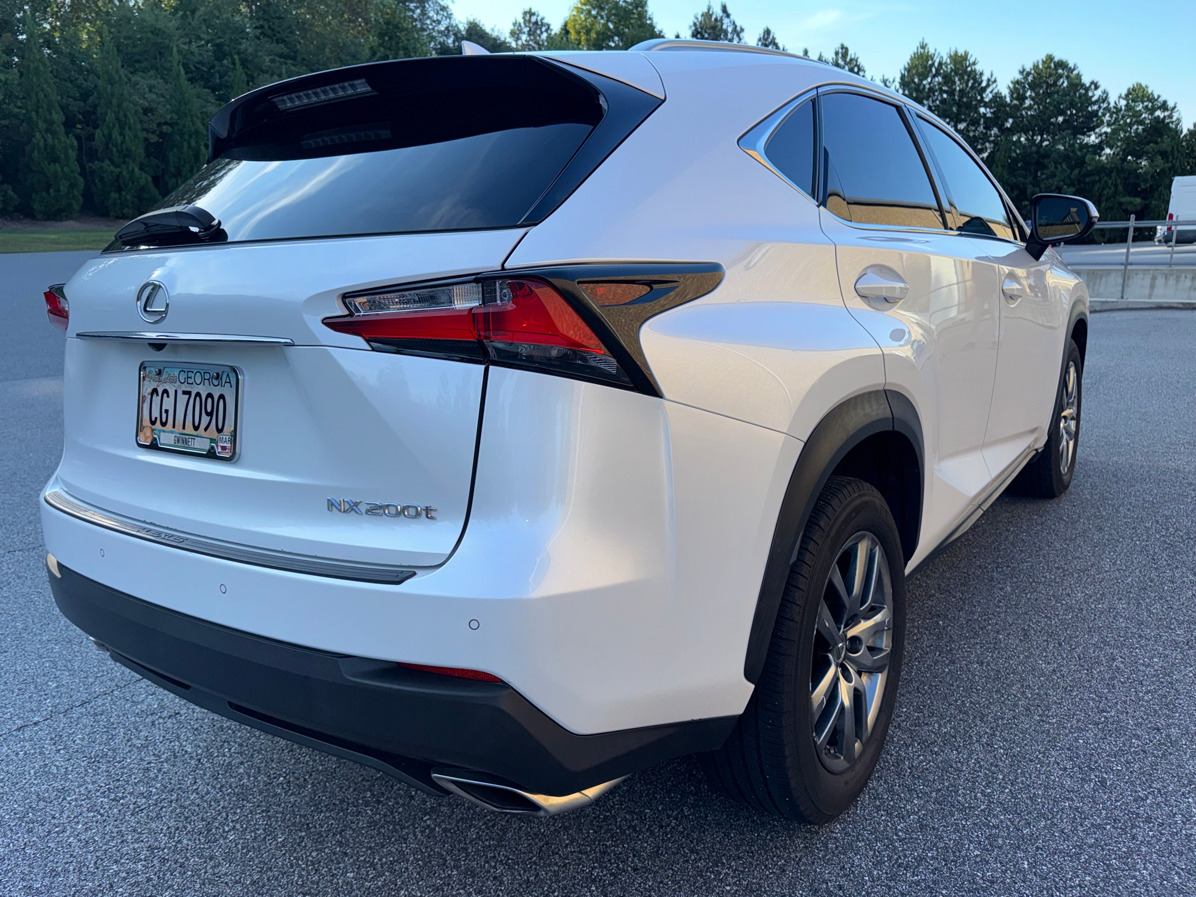 Used 2015 Lexus NX 200t FWD w/ Premium Package image 6