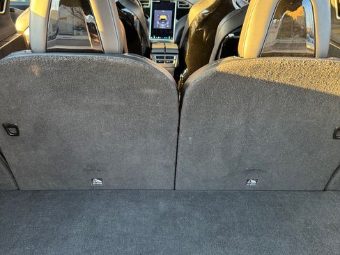 Used 2016 Tesla Model X 90D image 17