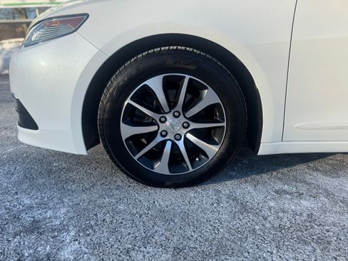 Used 2015 Acura TLX FWD image 19