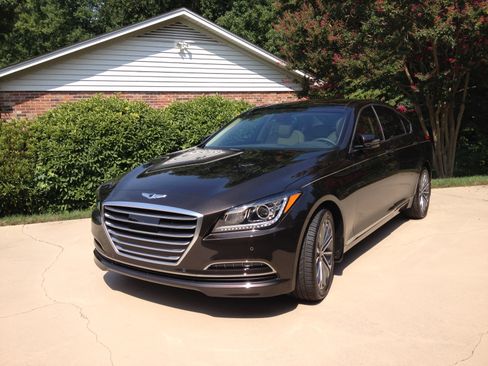 Used 2015 Hyundai Genesis 3.8 w/ Option Group 03 RWD image 1