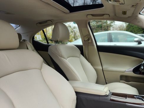 Used 2012 Lexus IS 350 AWD image 8