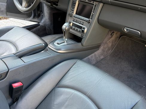 Used 2005 Porsche 911 Carrera image 13