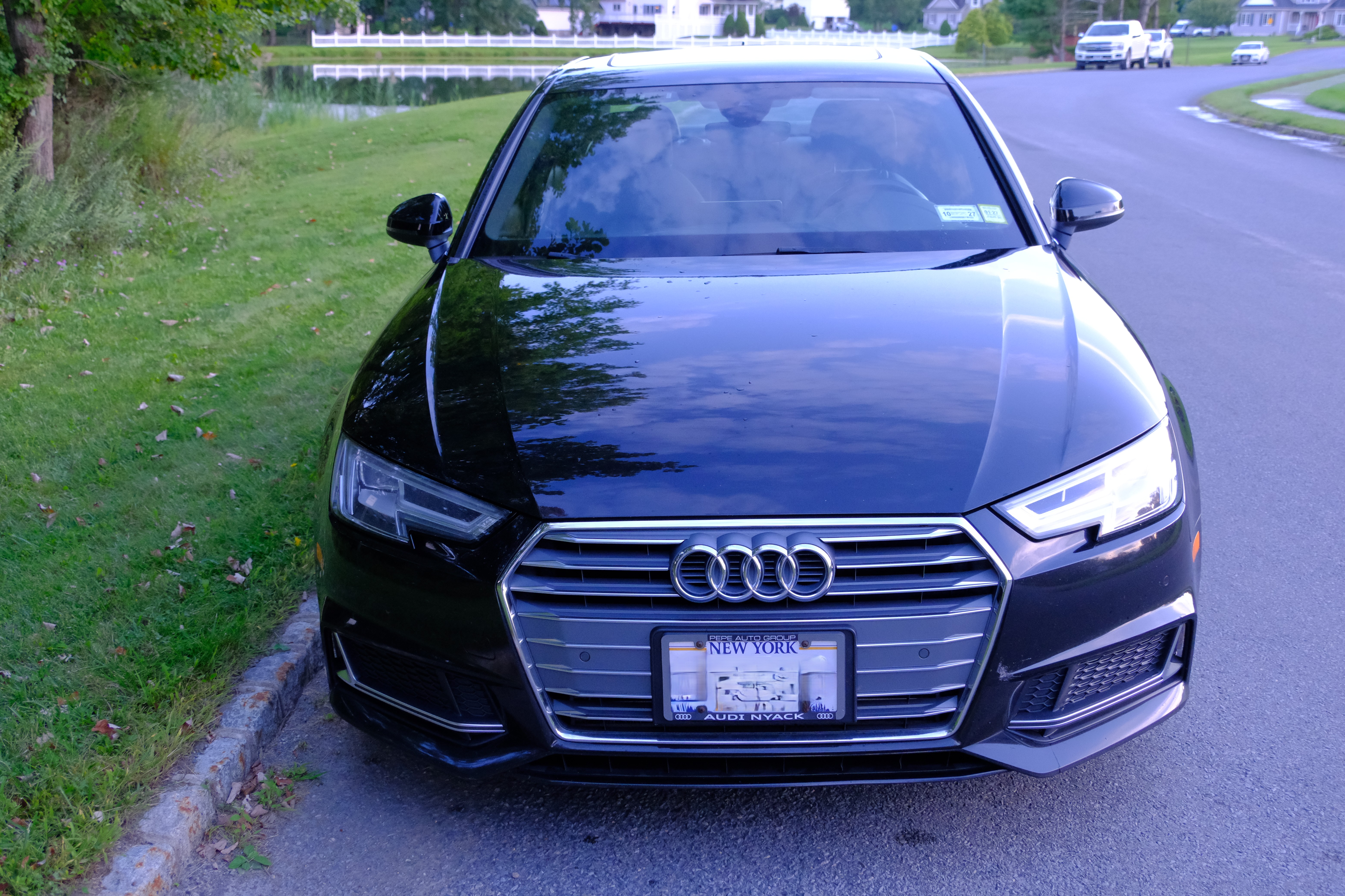 Used 2019 Audi A4 2.0T Premium Plus w/ Premium Plus Package FWD image 8