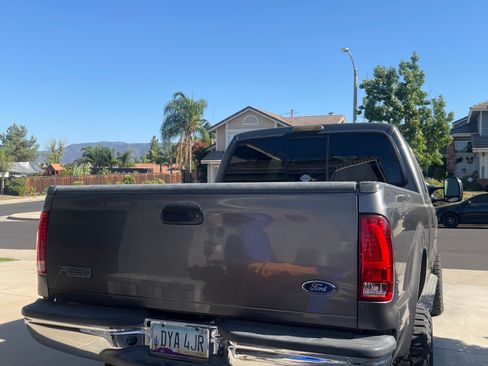 Used 2003 Ford F250 Lariat image 5