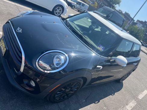Used 2019 MINI Cooper 4-Door Hardtop image 10